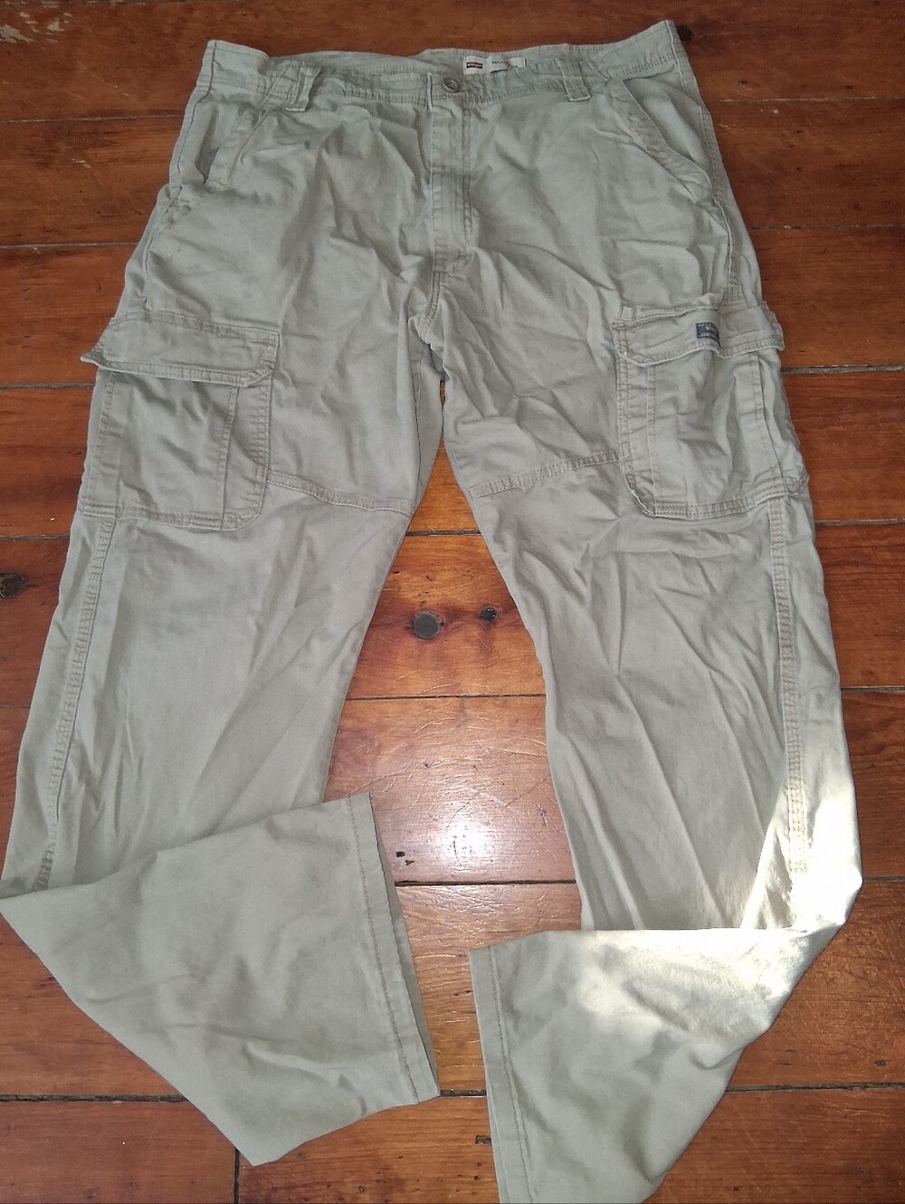 Classic Men's Cargo Pants - Tan